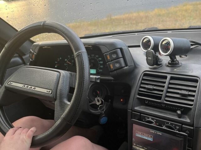 ВАЗ 2112 2006 в Кривом Роге на Automoto.ua Серый ВАЗ 2112, объемом двигателя 1.6 л и пробегом 111 тыс. км за 1700 $, фото 4 на Automoto.ua