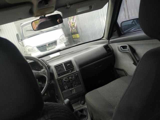 Серый ВАЗ 2112, объемом двигателя 1.6 л и пробегом 175 тыс. км за 1600 $, фото 5 на Automoto.ua