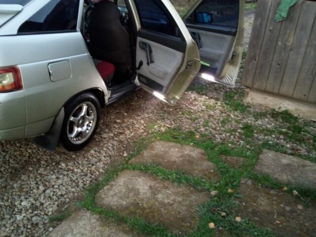 Серый ВАЗ 2112, объемом двигателя 1.6 л и пробегом 212 тыс. км за 1200 $, фото 3 на Automoto.ua