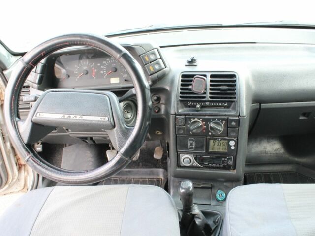 Серый ВАЗ 2112, объемом двигателя 1.6 л и пробегом 188 тыс. км за 1800 $, фото 16 на Automoto.ua