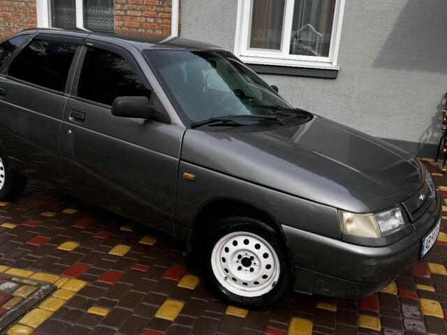 Серый ВАЗ 2112, объемом двигателя 1.6 л и пробегом 267 тыс. км за 1699 $, фото 1 на Automoto.ua