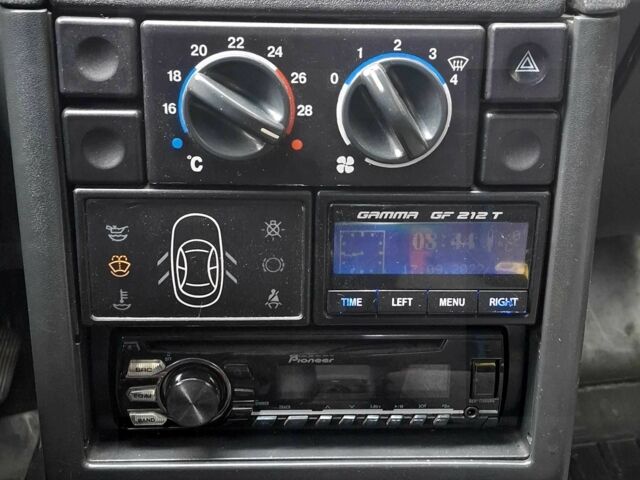 Серый ВАЗ 2112, объемом двигателя 0 л и пробегом 197 тыс. км за 1500 $, фото 6 на Automoto.ua