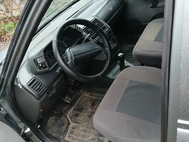 Серый ВАЗ 2112, объемом двигателя 1.6 л и пробегом 320 тыс. км за 1399 $, фото 5 на Automoto.ua