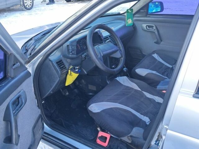 Сірий ВАЗ 2112, об'ємом двигуна 1.6 л та пробігом 188 тис. км за 1700 $, фото 5 на Automoto.ua