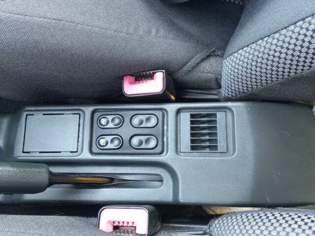 Серый ВАЗ 2112, объемом двигателя 1.6 л и пробегом 78 тыс. км за 3100 $, фото 7 на Automoto.ua