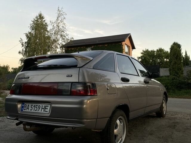 Серый ВАЗ 2112, объемом двигателя 1.6 л и пробегом 200 тыс. км за 2500 $, фото 2 на Automoto.ua