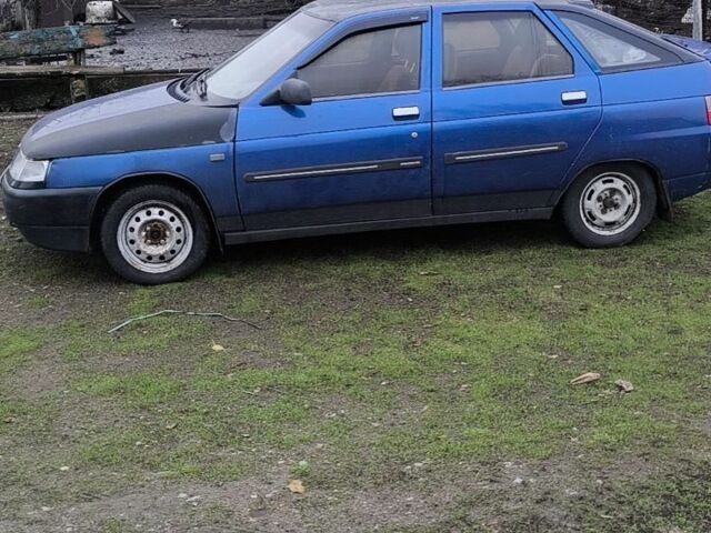 Синий ВАЗ 2112, объемом двигателя 1.5 л и пробегом 250 тыс. км за 1000 $, фото 2 на Automoto.ua