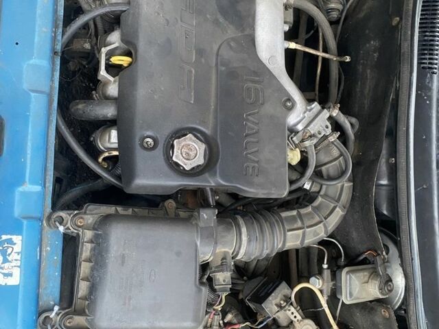 Синій ВАЗ 2112, об'ємом двигуна 1.5 л та пробігом 218 тис. км за 2100 $, фото 7 на Automoto.ua