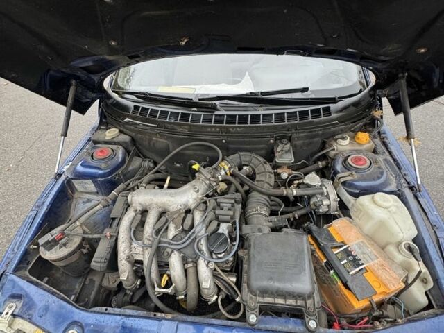 Синій ВАЗ 2112, об'ємом двигуна 1.5 л та пробігом 200 тис. км за 800 $, фото 4 на Automoto.ua