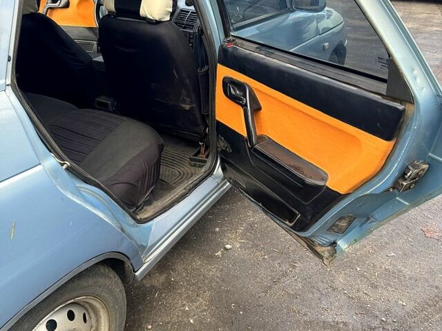 Синій ВАЗ 2112, об'ємом двигуна 1.5 л та пробігом 147 тис. км за 1700 $, фото 8 на Automoto.ua