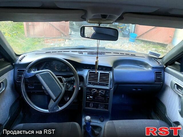 Синий ВАЗ 2112, объемом двигателя 1.5 л и пробегом 200 тыс. км за 1250 $, фото 5 на Automoto.ua