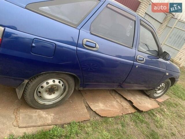 Синий ВАЗ 2112, объемом двигателя 1.5 л и пробегом 210 тыс. км за 1700 $, фото 1 на Automoto.ua