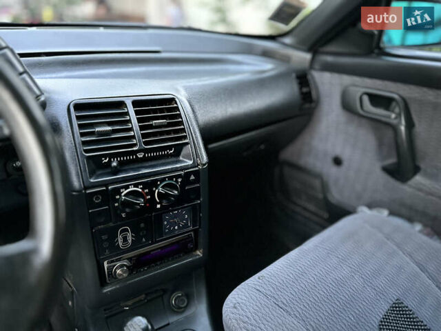 Синій ВАЗ 2112, об'ємом двигуна 1.5 л та пробігом 155 тис. км за 1399 $, фото 10 на Automoto.ua