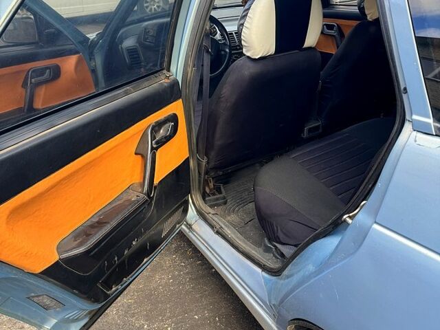 Синій ВАЗ 2112, об'ємом двигуна 1.5 л та пробігом 147 тис. км за 1700 $, фото 7 на Automoto.ua