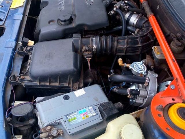 Синій ВАЗ 2112, об'ємом двигуна 1.6 л та пробігом 153 тис. км за 1850 $, фото 6 на Automoto.ua