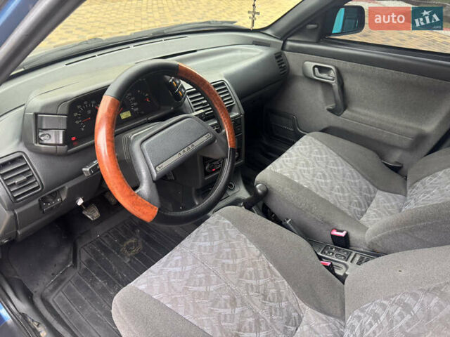 Синій ВАЗ 2112, об'ємом двигуна 1.6 л та пробігом 201 тис. км за 1699 $, фото 20 на Automoto.ua