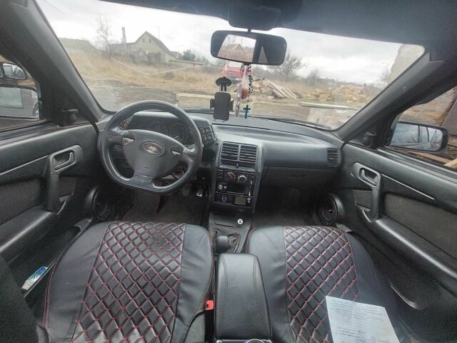 Синий ВАЗ 2112, объемом двигателя 1.8 л и пробегом 368 тыс. км за 979 $, фото 3 на Automoto.ua