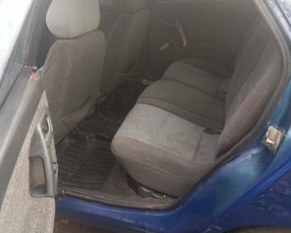 Синий ВАЗ 2112, объемом двигателя 1.6 л и пробегом 380 тыс. км за 2000 $, фото 9 на Automoto.ua