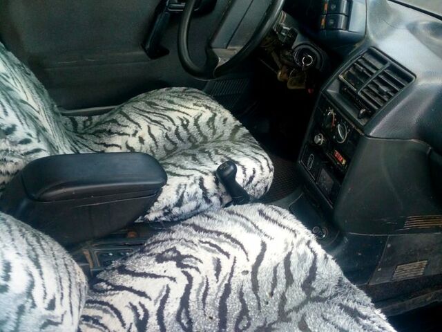 Синий ВАЗ 2112, объемом двигателя 1.6 л и пробегом 100 тыс. км за 850 $, фото 7 на Automoto.ua