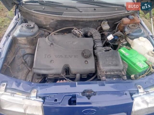 Синий ВАЗ 2112, объемом двигателя 1.6 л и пробегом 380 тыс. км за 2000 $, фото 8 на Automoto.ua