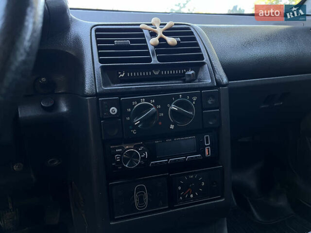 Синій ВАЗ 2112, об'ємом двигуна 1.6 л та пробігом 283 тис. км за 2200 $, фото 22 на Automoto.ua