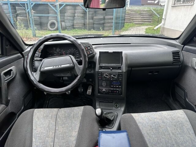 Синий ВАЗ 2112, объемом двигателя 1.5 л и пробегом 258 тыс. км за 1200 $, фото 3 на Automoto.ua