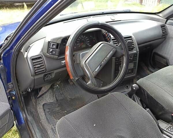 Синій ВАЗ 2112, об'ємом двигуна 1.5 л та пробігом 280 тис. км за 1400 $, фото 5 на Automoto.ua