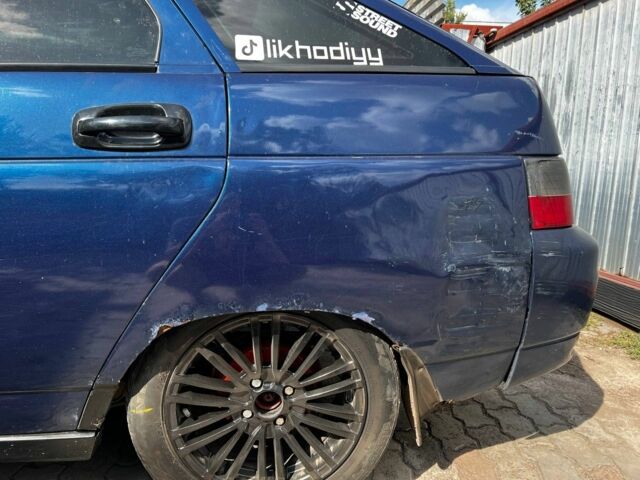 Синій ВАЗ 2112, об'ємом двигуна 1.6 л та пробігом 320 тис. км за 1800 $, фото 6 на Automoto.ua