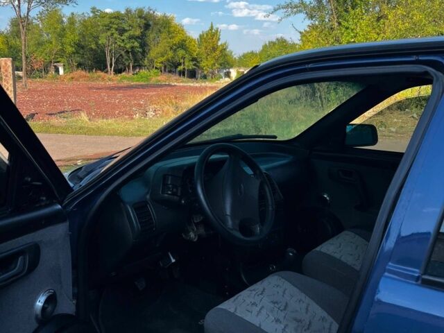 Синій ВАЗ 2112, об'ємом двигуна 1.6 л та пробігом 320 тис. км за 1800 $, фото 2 на Automoto.ua