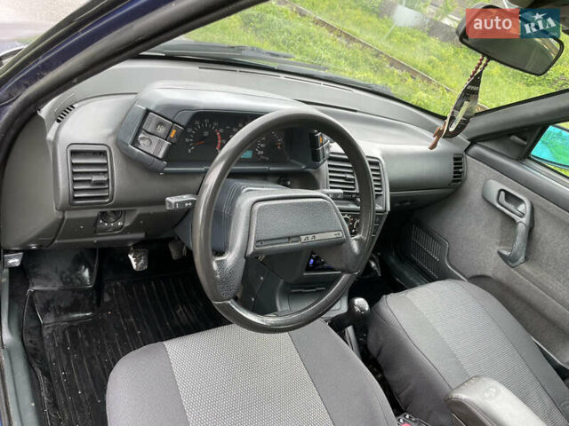 Синий ВАЗ 2112, объемом двигателя 1.6 л и пробегом 195 тыс. км за 1999 $, фото 13 на Automoto.ua