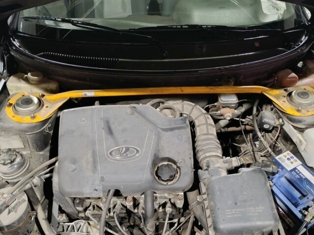 Синий ВАЗ 2112, объемом двигателя 2 л и пробегом 181 тыс. км за 1699 $, фото 3 на Automoto.ua