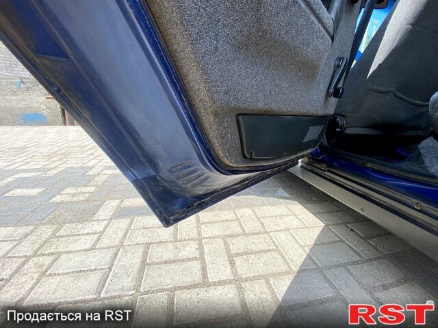 Синий ВАЗ 2112, объемом двигателя 1.6 л и пробегом 216 тыс. км за 2200 $, фото 7 на Automoto.ua