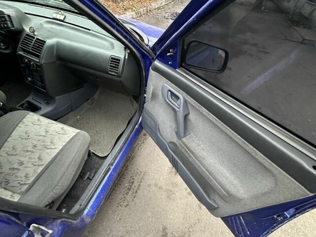 Синий ВАЗ 2112, объемом двигателя 1.6 л и пробегом 3 тыс. км за 2300 $, фото 1 на Automoto.ua