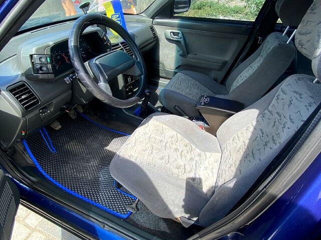 Синий ВАЗ 2112, объемом двигателя 1.6 л и пробегом 216 тыс. км за 2200 $, фото 13 на Automoto.ua