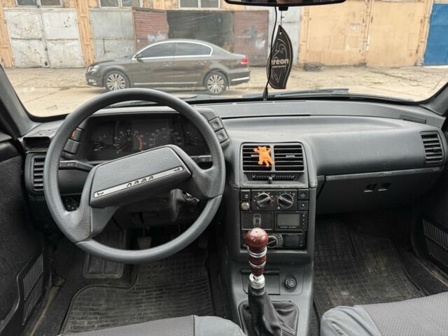 Синий ВАЗ 2112, объемом двигателя 1.6 л и пробегом 150 тыс. км за 1650 $, фото 11 на Automoto.ua
