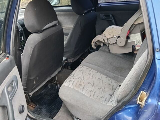 Синий ВАЗ 2112, объемом двигателя 1.6 л и пробегом 400 тыс. км за 950 $, фото 3 на Automoto.ua