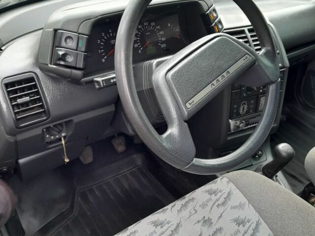 Синий ВАЗ 2112, объемом двигателя 0 л и пробегом 232 тыс. км за 1776 $, фото 5 на Automoto.ua