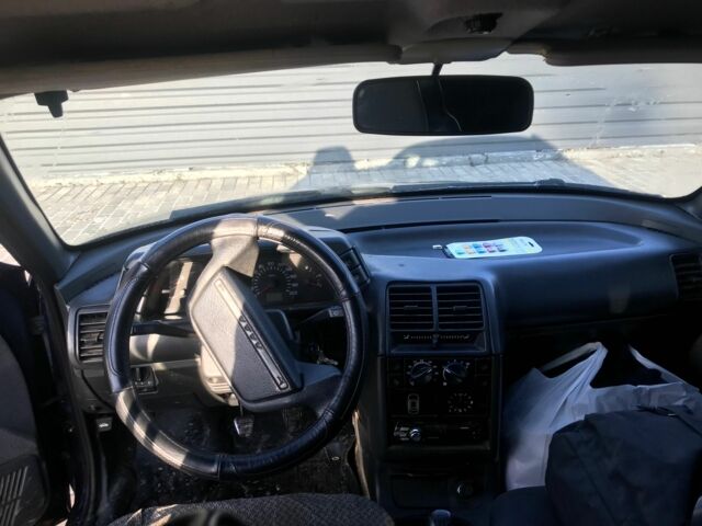 Синій ВАЗ 2112, об'ємом двигуна 1.6 л та пробігом 270 тис. км за 1100 $, фото 1 на Automoto.ua