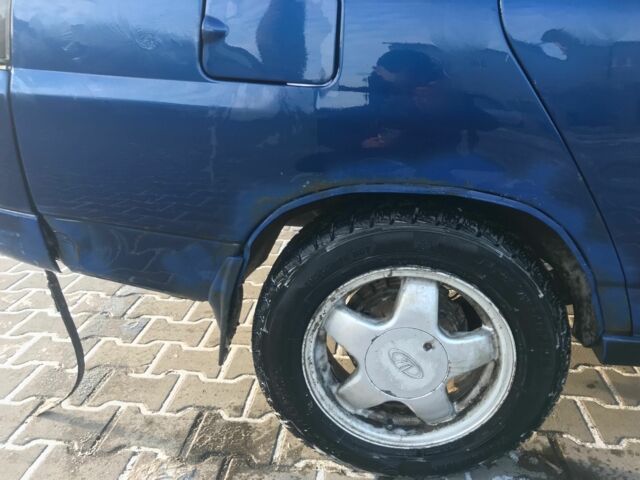Синій ВАЗ 2112, об'ємом двигуна 1.6 л та пробігом 270 тис. км за 1100 $, фото 2 на Automoto.ua