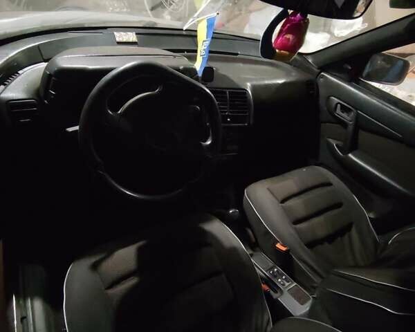 ВАЗ 2112 2001 в Никополе на Automoto.ua Зеленый ВАЗ 2112, объемом двигателя 1.5 л и пробегом 180 тыс. км за 1200 $, фото 3 на Automoto.ua