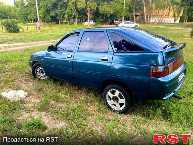 Зеленый ВАЗ 2112, объемом двигателя 1.5 л и пробегом 216 тыс. км за 1150 $, фото 2 на Automoto.ua