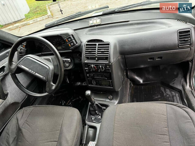 Зеленый ВАЗ 2112, объемом двигателя 1.5 л и пробегом 200 тыс. км за 1700 $, фото 8 на Automoto.ua