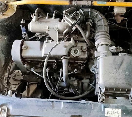 Зелений ВАЗ 2112, об'ємом двигуна 1.5 л та пробігом 190 тис. км за 1450 $, фото 7 на Automoto.ua