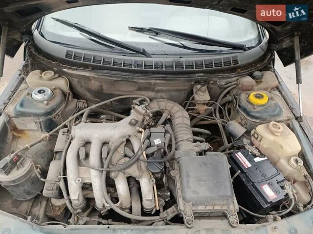 Зеленый ВАЗ 2112, объемом двигателя 0 л и пробегом 250 тыс. км за 999 $, фото 14 на Automoto.ua