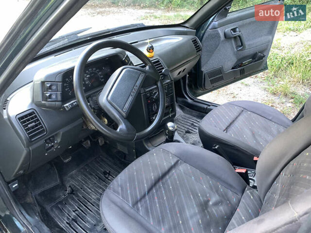 Зеленый ВАЗ 2112, объемом двигателя 1.6 л и пробегом 358 тыс. км за 1250 $, фото 9 на Automoto.ua