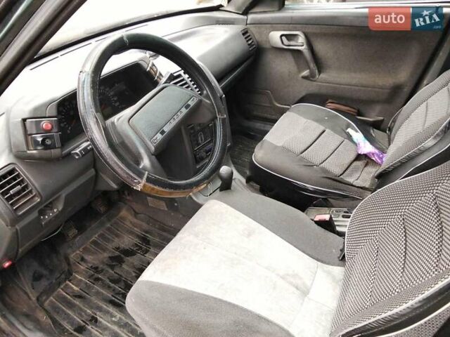 Зеленый ВАЗ 2112, объемом двигателя 1.6 л и пробегом 168 тыс. км за 800 $, фото 5 на Automoto.ua