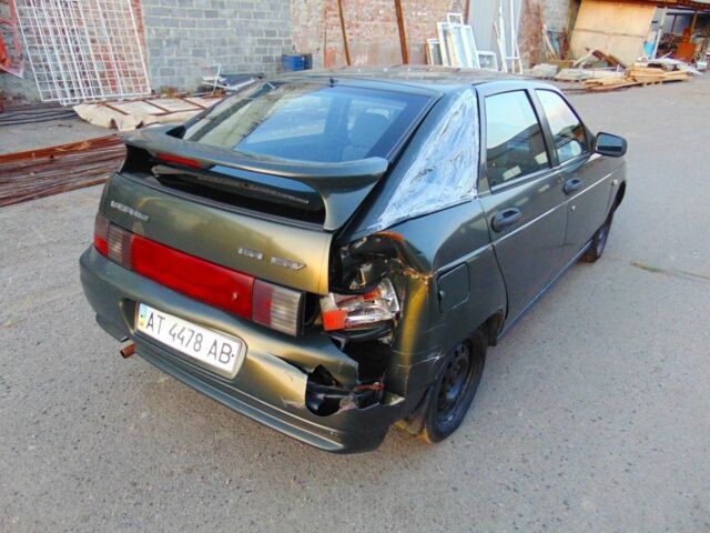 Зеленый ВАЗ 2112, объемом двигателя 0 л и пробегом 357 тыс. км за 600 $, фото 4 на Automoto.ua