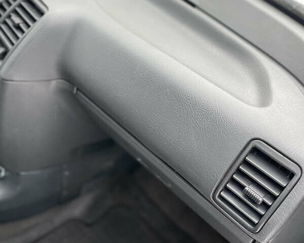 Зеленый ВАЗ 2112, объемом двигателя 1.6 л и пробегом 120 тыс. км за 2850 $, фото 5 на Automoto.ua