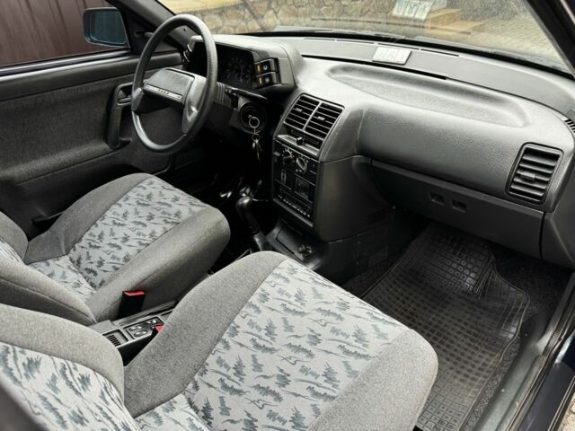 Зеленый ВАЗ 2112, объемом двигателя 1.6 л и пробегом 66 тыс. км за 2250 $, фото 7 на Automoto.ua