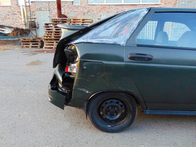 Зеленый ВАЗ 2112, объемом двигателя 0 л и пробегом 357 тыс. км за 600 $, фото 10 на Automoto.ua